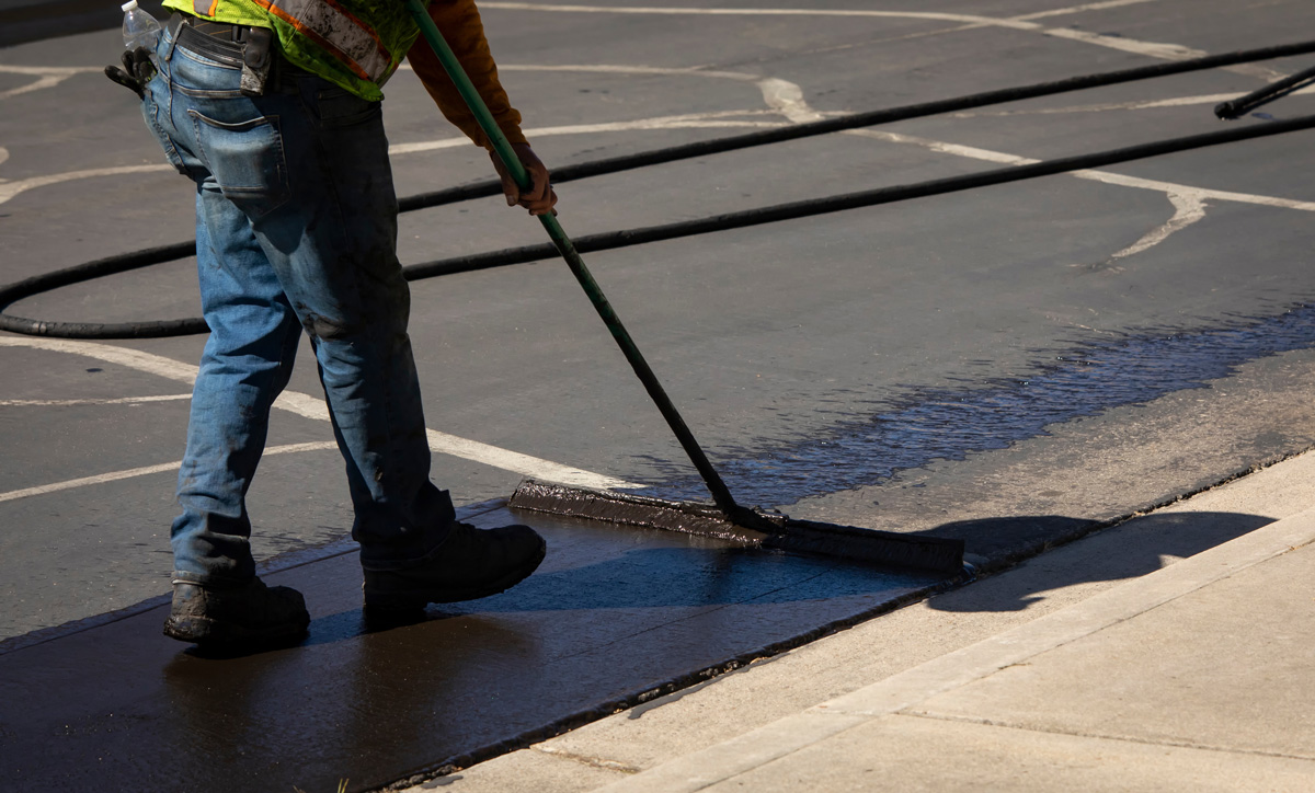 How Sealcoating Can Extend The Life Of Your Asphalt - Ricks Paving And ...